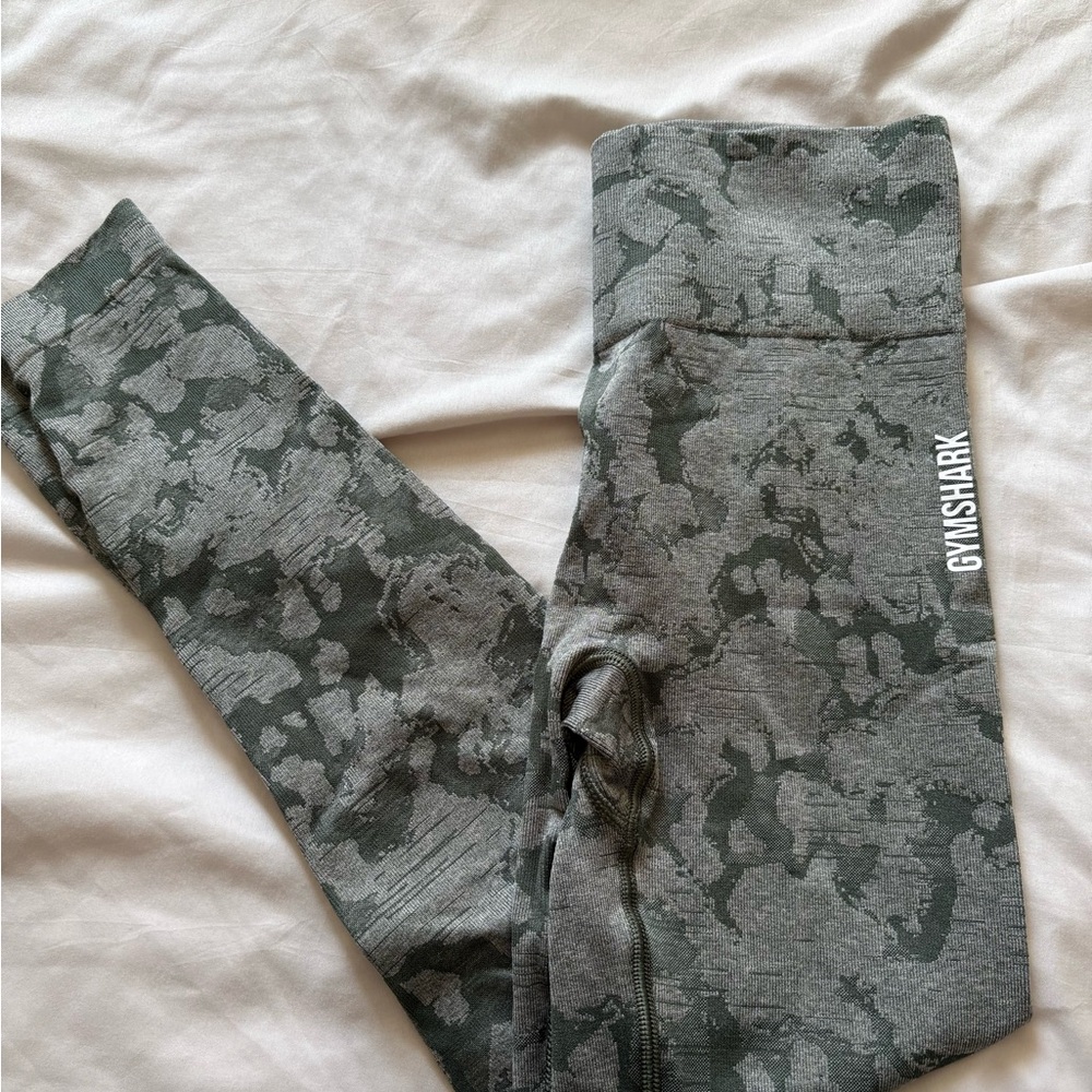 Gymshark Kids Leggings - Gray Camouflage